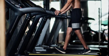 young-man-sportswear-exercise-class-gym